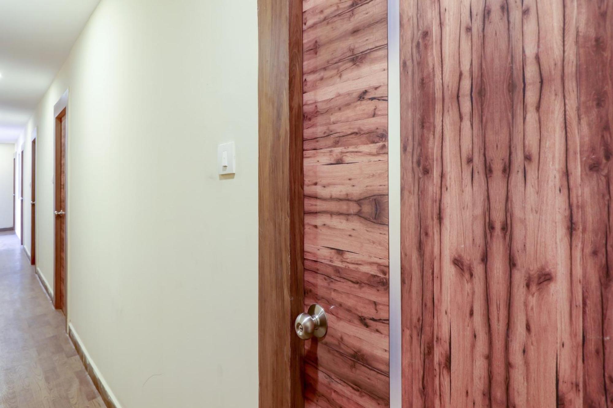 Hotel O Rsquare Elite Sururnagar Екстер'єр фото