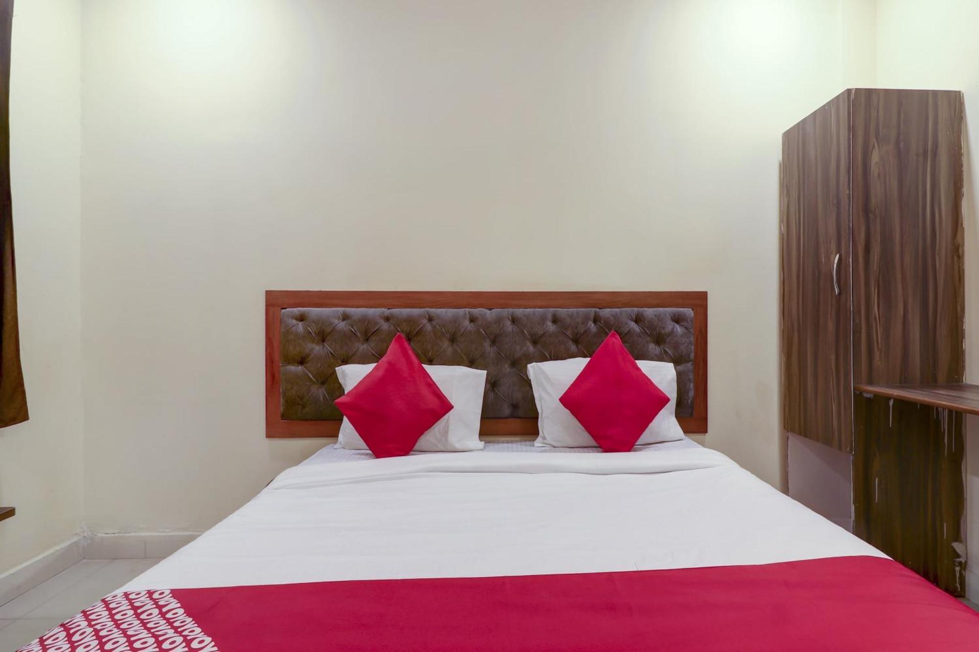 Hotel O Rsquare Elite Sururnagar Екстер'єр фото